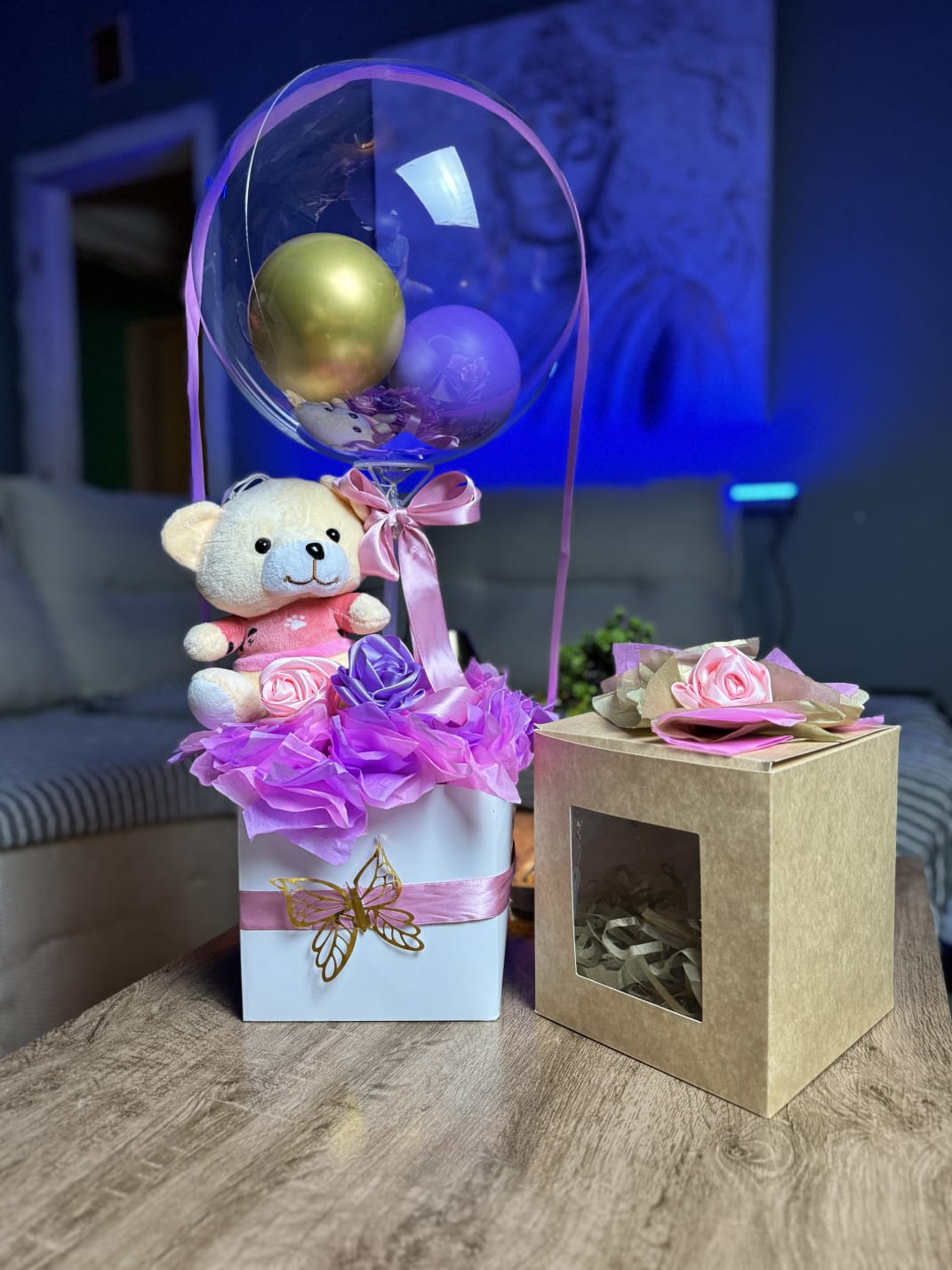 Arreglo de globos con peluche